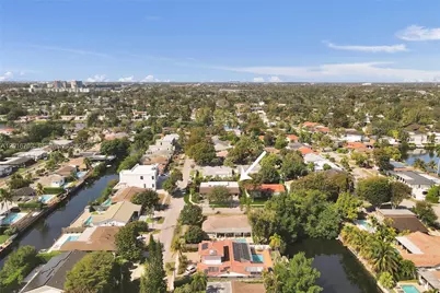 19694 NE 24th Ave, Miami, FL 33180 - Photo 58