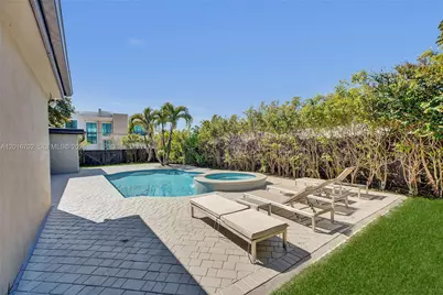 19694 NE 24th Ave, Miami, FL 33180 - Photo 42