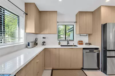 231 NE 45th St #231, Miami, FL 33137 - Photo 18