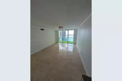 31 SE 5th St #3002, Miami, FL 33131 - Photo 1