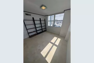 31 SE 5th St #3002, Miami, FL 33131 - Photo 20