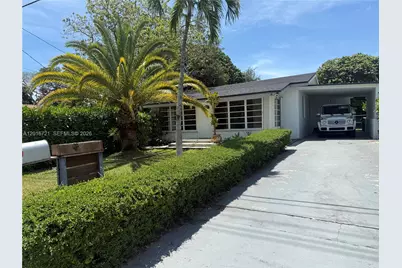 9040 SW 156th St, Palmetto Bay, FL 33157 - Photo 1
