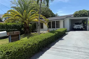 9040 SW 156th St, Palmetto Bay, FL 33157 - Photo 1