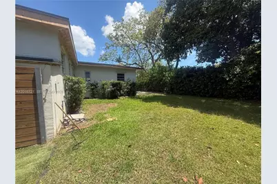9040 SW 156th St, Palmetto Bay, FL 33157 - Photo 20