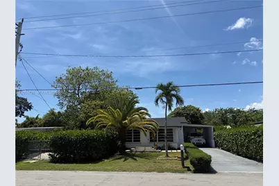 9040 SW 156th St, Palmetto Bay, FL 33157 - Photo 2