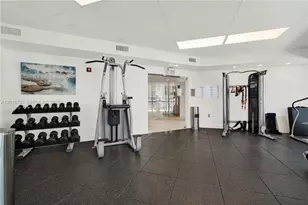 480 NE 30th St, Miami, FL 33137 - Photo 24
