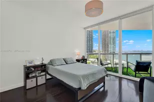 480 NE 30th St, Miami, FL 33137 - Photo 12