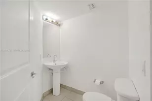 480 NE 30th St, Miami, FL 33137 - Photo 18
