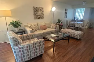 9610 NW 2nd St, Pembroke Pines, FL 33024 - Photo 4