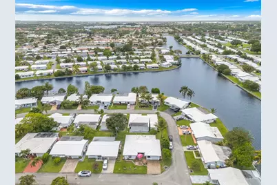 5809 NW 83rd Ave, Tamarac, FL 33321 - Photo 24