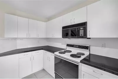 15825 SW 3rd Ct #204, Pembroke Pines, FL 33027 - Photo 12