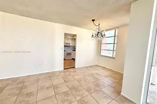 1351 NE Miami Gardens Dr, Miami, FL 33179 - Photo 4