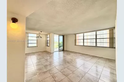 1351 NE Miami Gardens Dr #626E, Miami, FL 33179 - Photo 4
