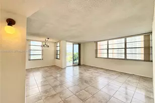 1351 NE Miami Gardens Dr, Miami, FL 33179 - Photo 4
