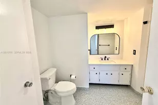 1351 NE Miami Gardens Dr, Miami, FL 33179 - Photo 14