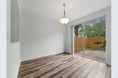 1426 SE 26th Ave, Homestead, FL 33035 - Photo 8