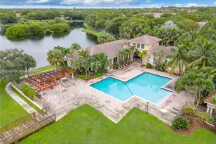 2482 Centergate Dr, Miramar, FL 33025 - Photo 14