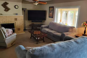 605 Hilltop Dr, White Lake, MI 48386 - Photo 10