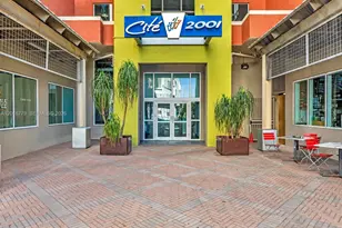 2000 N Bayshore Dr, Miami, FL 33137 - Photo 32