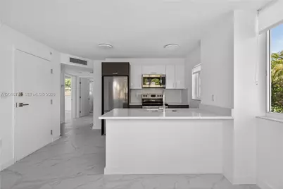 1552 Euclid Ave #08, Miami Beach, FL 33139 - Photo 4