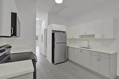 1567 NW 1st St #9, Miami, FL 33125 - Photo 2
