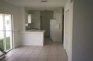 917 SW 8th Pl, Florida City, FL 33034 - Photo 2