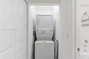 830 SE 14th St, Fort Lauderdale, FL 33316 - Photo 24