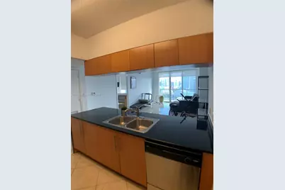 1750 N Bayshore Dr #2412, Miami, FL 33132 - Photo 2