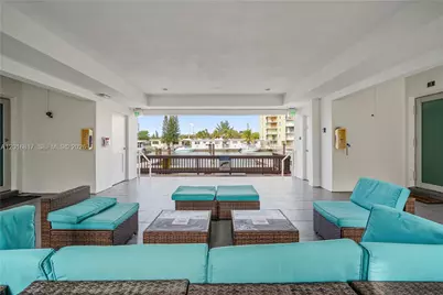 7950 Tatum Waterway Dr #N14, Miami Beach, FL 33141 - Photo 8