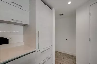 1300 S Miami Ave #1709, Miami, FL 33130 - Photo 8