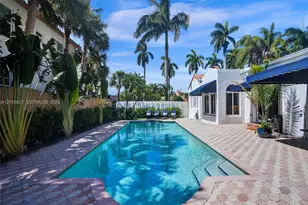 1128 Tyler St, Hollywood, FL 33019 - Photo 1