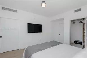 225 N Miami Ave, Miami, FL 33128 - Photo 6