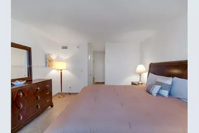 19380 Collins Ave #1020, Sunny Isles Beach, FL 33160 - Photo 8