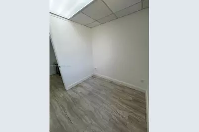 8080 W Flagler St Suite2B, Miami, FL 33144 - Photo 10