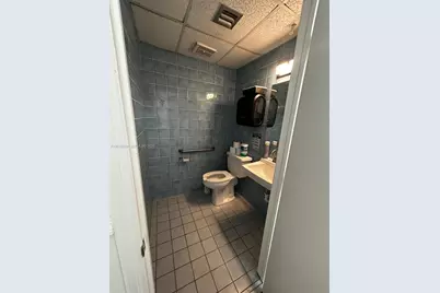 8080 W Flagler St Suite2B, Miami, FL 33144 - Photo 4