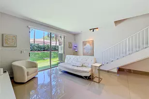 952 Sevilla Cir, Weston, FL 33326 - Photo 12