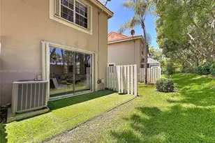 952 Sevilla Cir, Weston, FL 33326 - Photo 26