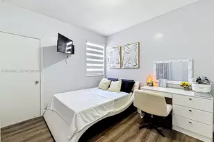 952 Sevilla Cir, Weston, FL 33326 - Photo 12