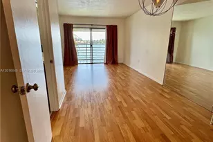 2762 W 60th St, Hialeah, FL 33016 - Photo 6