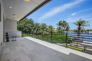 18101 NW 85th Ave, Hialeah, FL 33015 - Photo 42