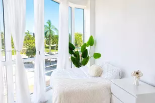 253 NE 2nd St, Miami, FL 33132 - Photo 4