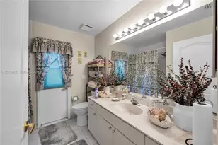 701 SW 93rd Terrace, Pembroke Pines, FL 33025 - Photo 22