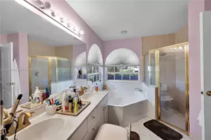 701 SW 93rd Terrace, Pembroke Pines, FL 33025 - Photo 10