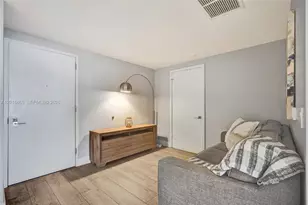 121 NE 34th St, Miami, FL 33137 - Photo 22