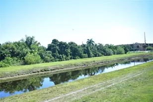 8851 Sunrise Lakes Blvd, Sunrise, FL 33322 - Photo 20