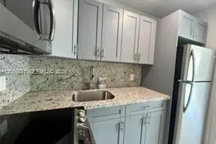 5050 NW 7th St, Miami, FL 33126 - Photo 10