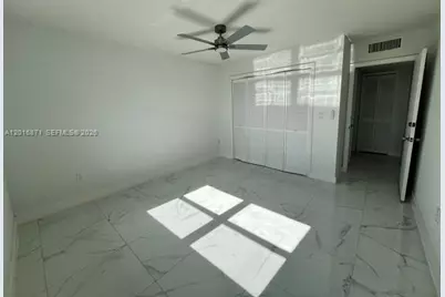5050 NW 7th St #220, Miami, FL 33126 - Photo 12