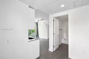 1536 NW 15th Ave, Miami, FL 33125 - Photo 8