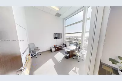 1501 Biscayne #501, Miami, FL 33132 - Photo 6