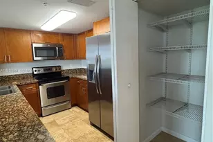 1555 N N Treasure Dr, North Bay Village, FL 33141 - Photo 6